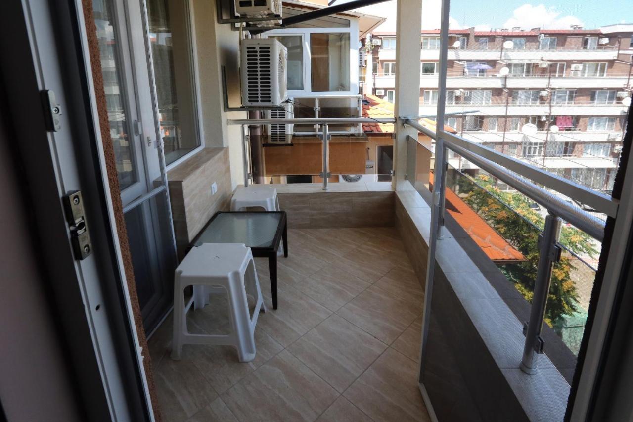 Apartments Dani 포마리 외부 사진