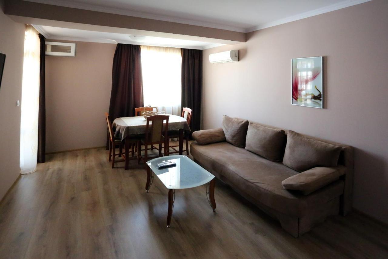 Apartments Dani 포마리 외부 사진