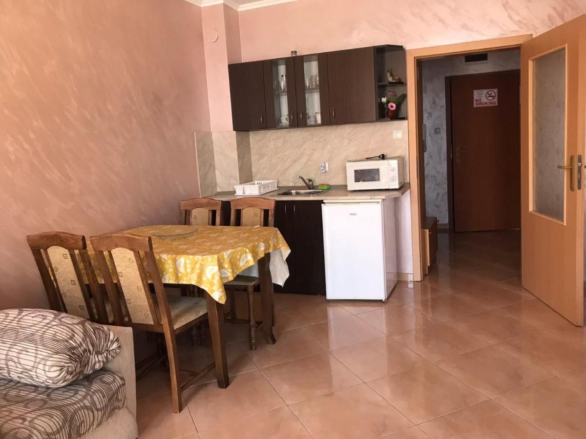 Apartments Dani 포마리 외부 사진