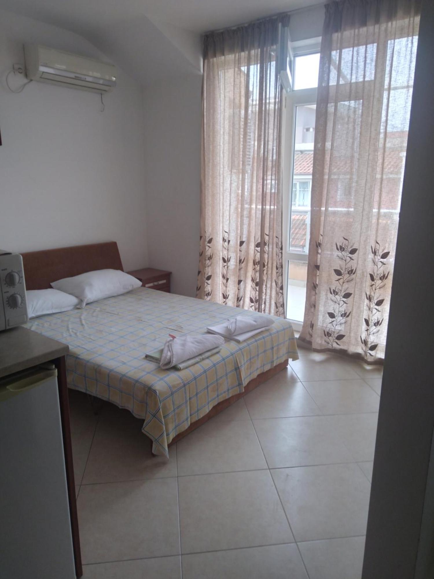 Apartments Dani 포마리 외부 사진